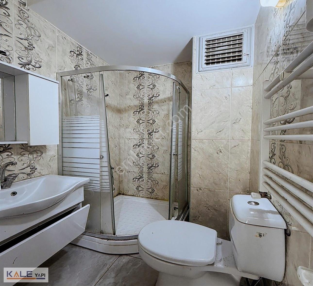 Bahçeşehir Konumunda Satılık 2+1 İskanlı Daire - Görsel 10