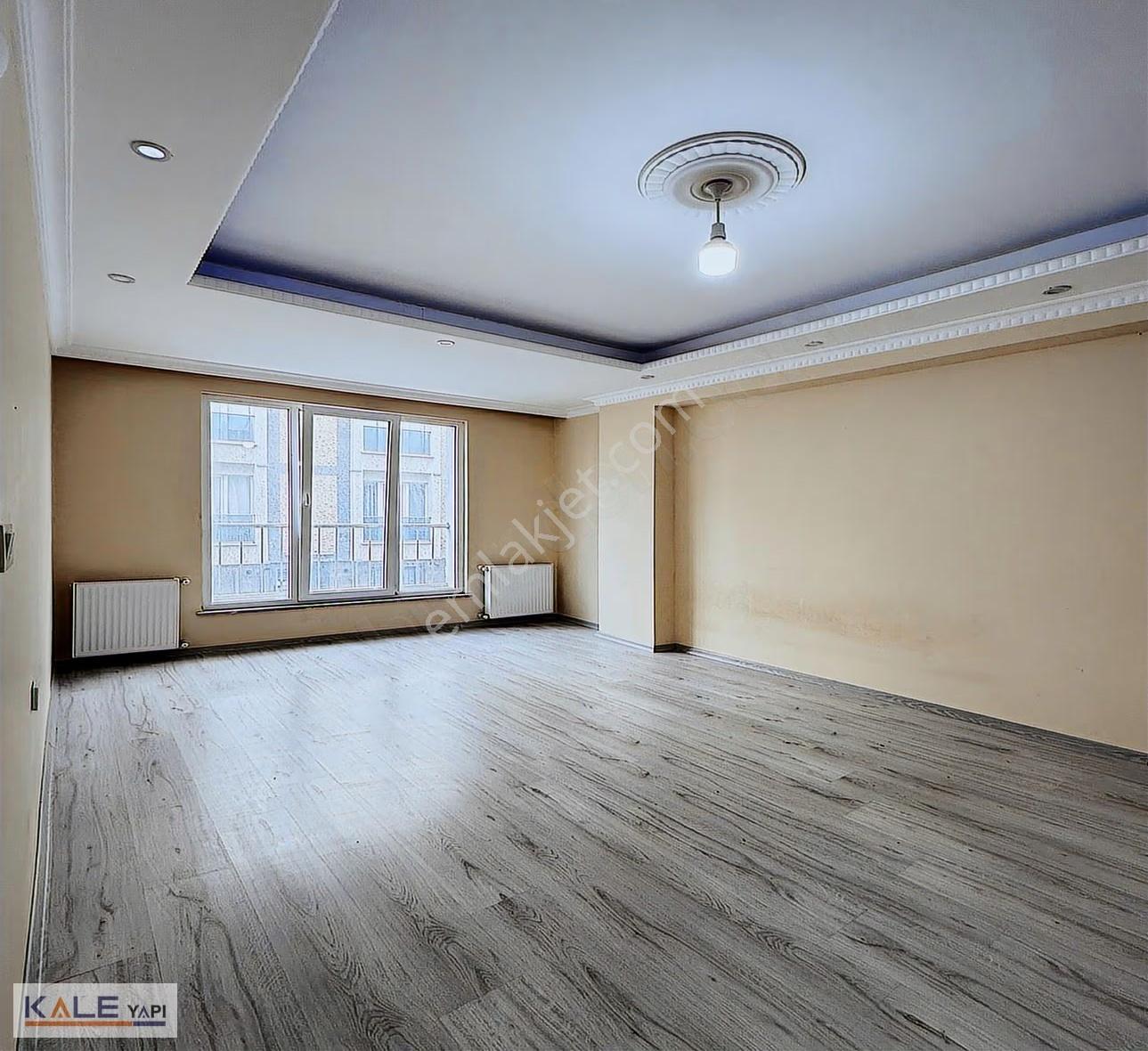 Bahçeşehir Konumunda Satılık 2+1 İskanlı Daire - Görsel 12