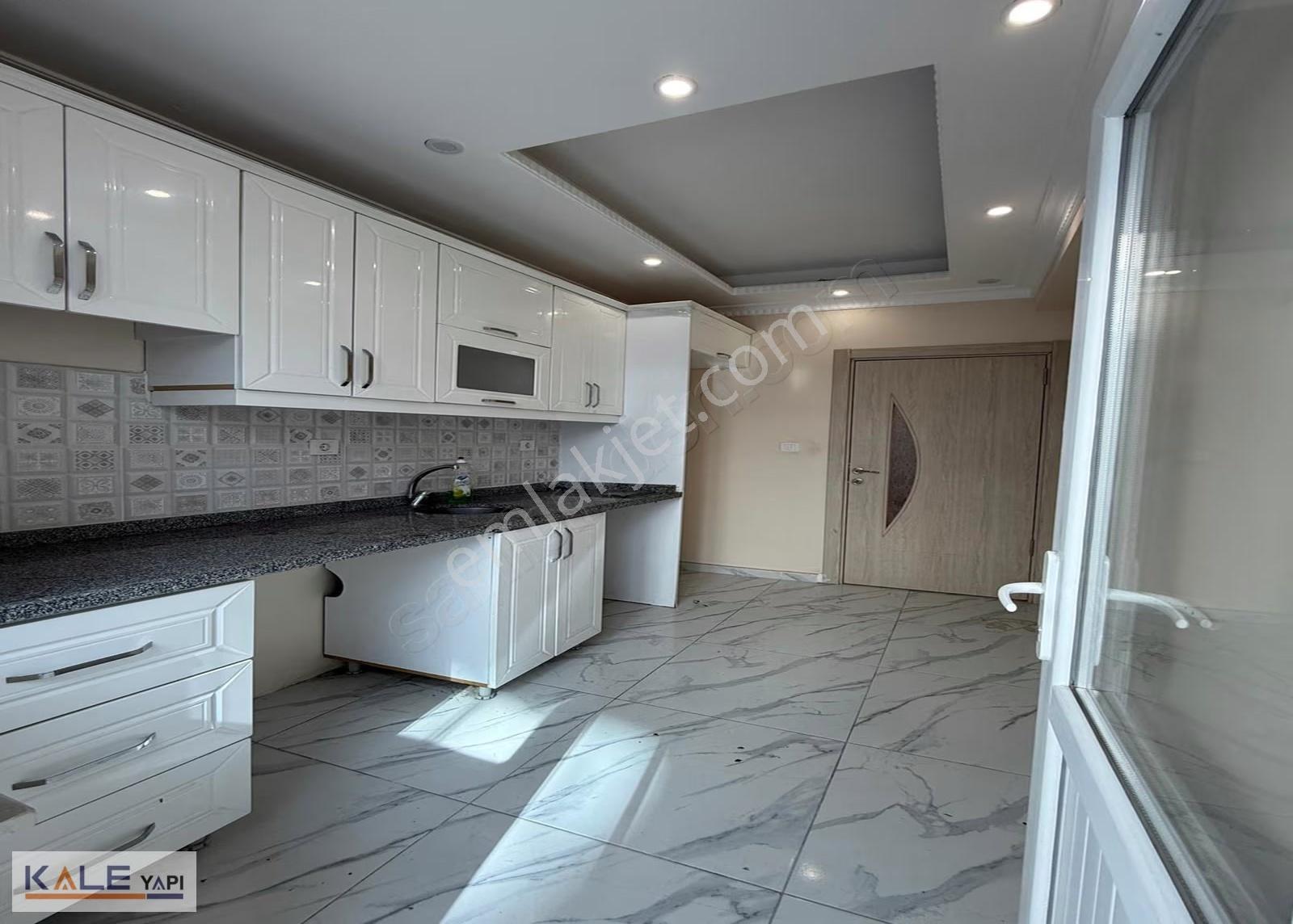 Bahçeşehir Konumunda Satılık 2+1 İskanlı Daire - Görsel 27