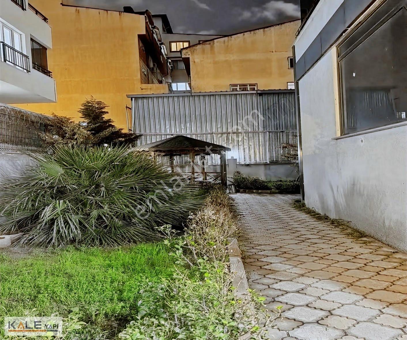 Kale Yapıdan Merkezi Konumda Toplu Tasımalara Yakın Site İçi 2+1 - Görsel 8