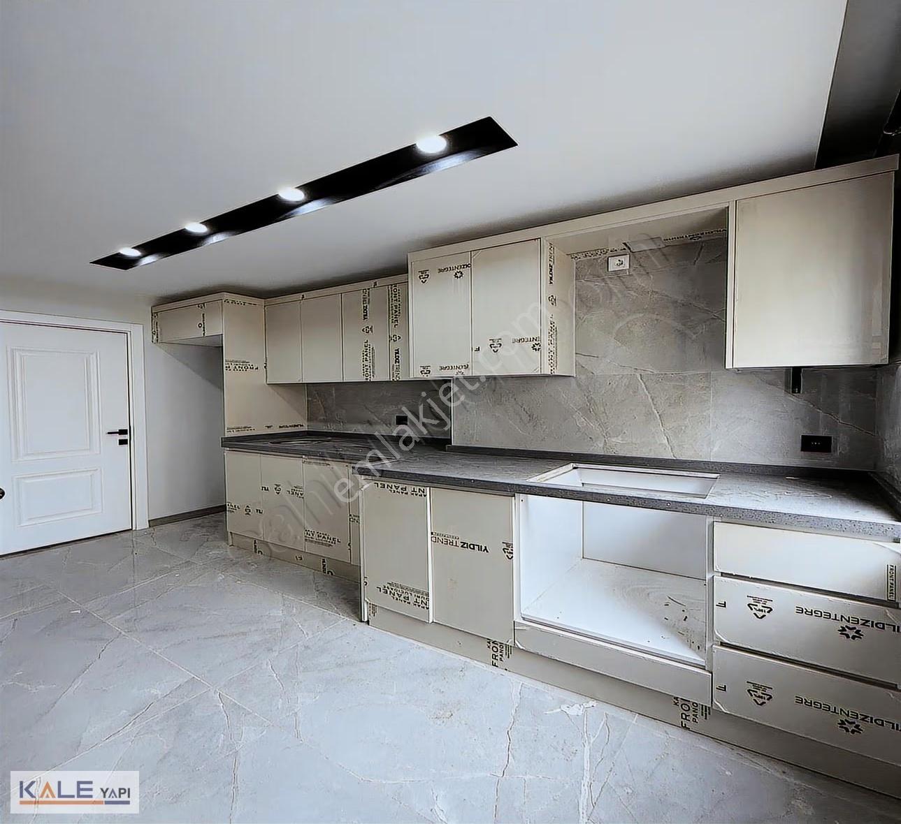 Bahçeşehir Konumunda 3+1 Satılık Sıfır Daire - Görsel 2