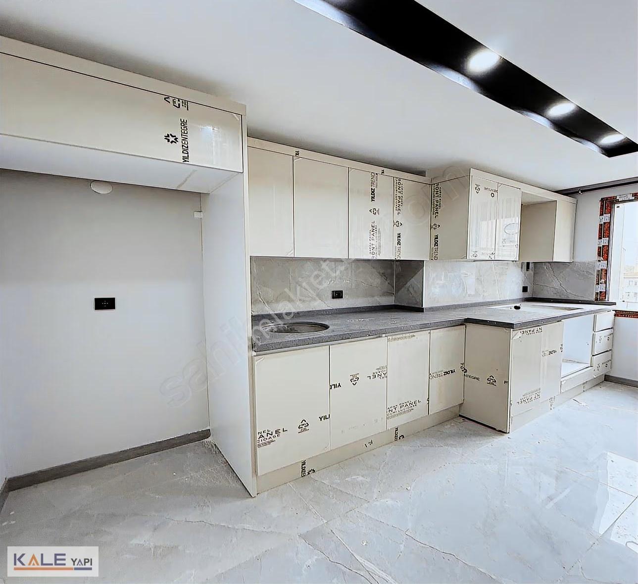 Bahçeşehir Konumunda 3+1 Satılık Sıfır Daire - Görsel 30