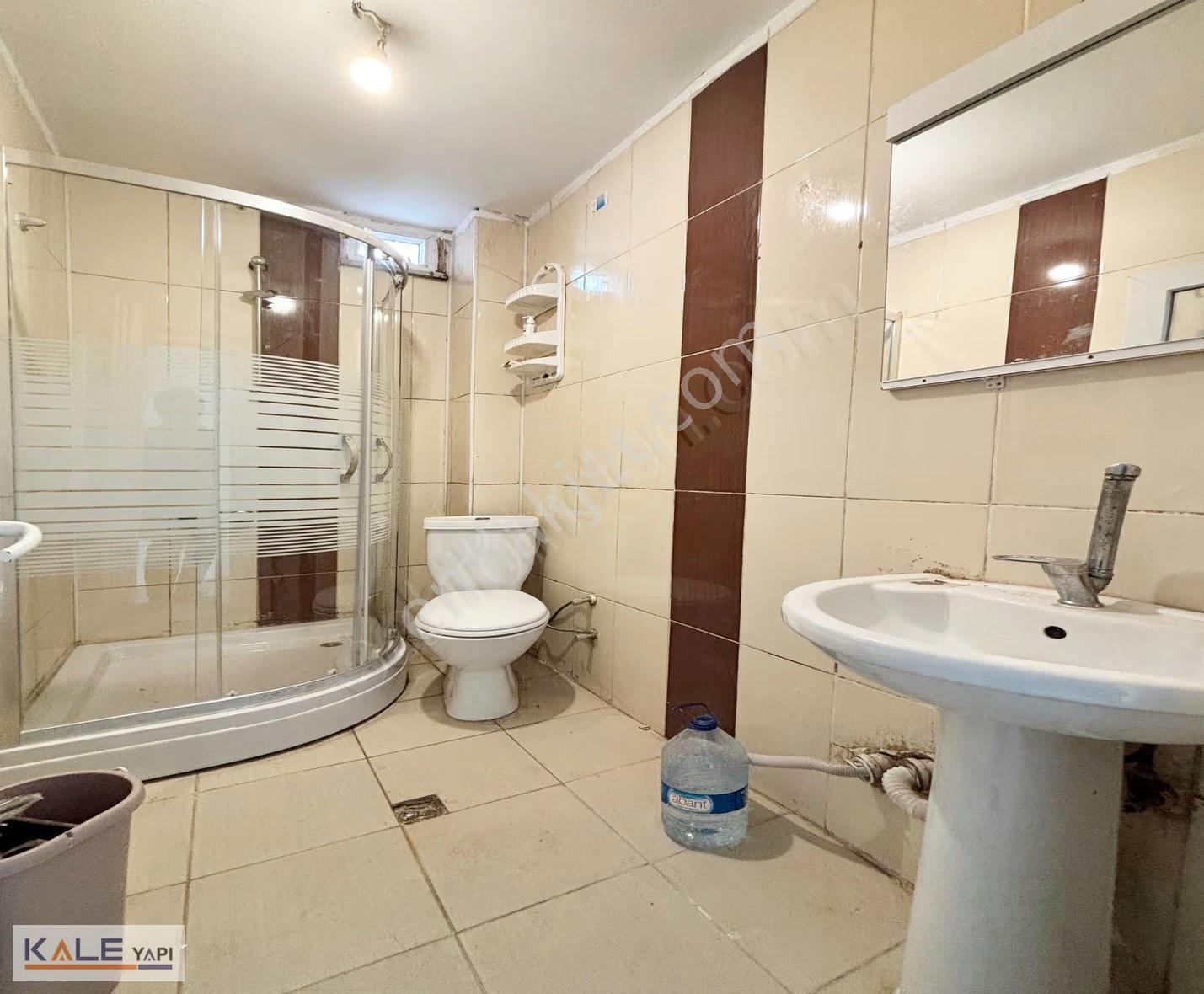 Erzurum Kongre Caddesinde Yatırımlık 1+1 Satılık Daire Acill - Görsel 4