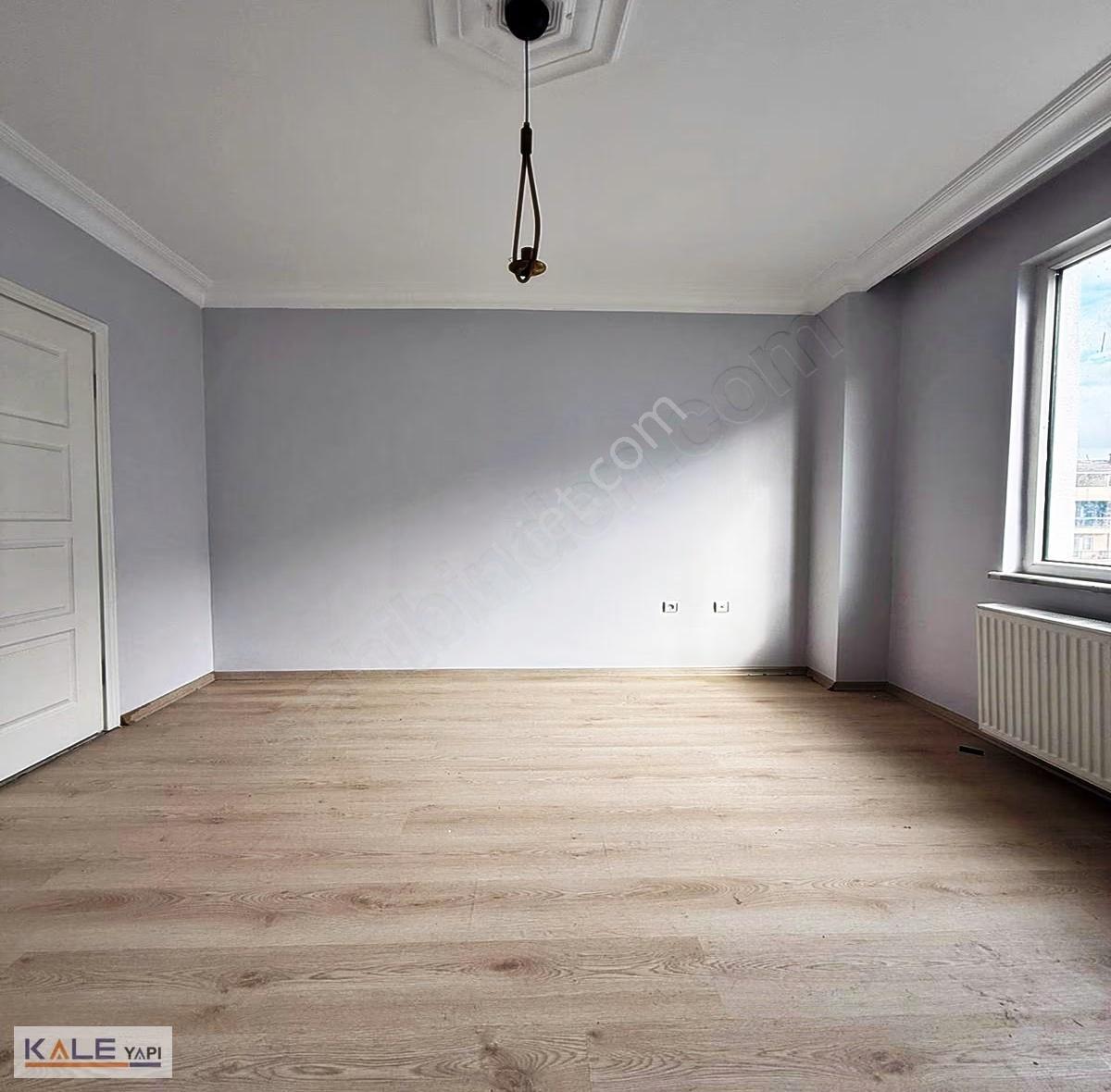 Bahçeşehir De Site İçi Satılık 150m2 3+1 Daire - Görsel 12