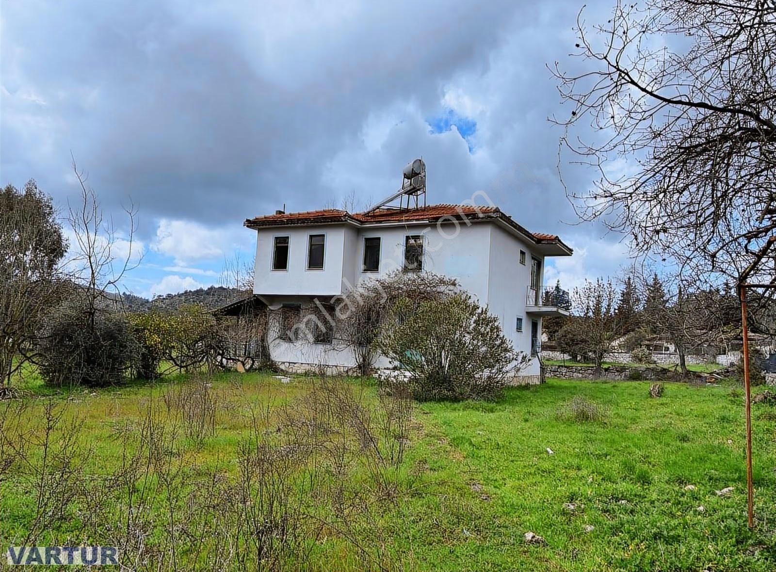 Ölü Deniz Ovacıkda Müstakil Ev Ve Arazisi