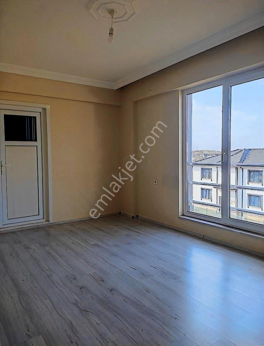 Akyazı Nur Emlaktan Fatih M.h 3+1 Oda 120m2 Ebeveyn Banyolu Lüks - Görsel 18
