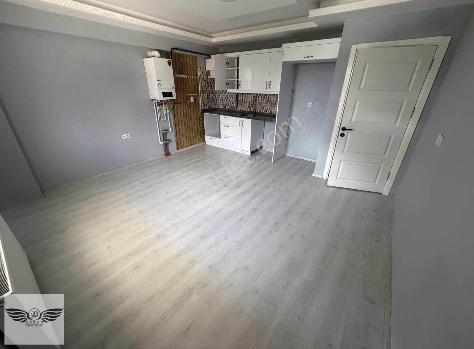 2+1 Merkezi Konumda Kiralık Daire - Görsel 4