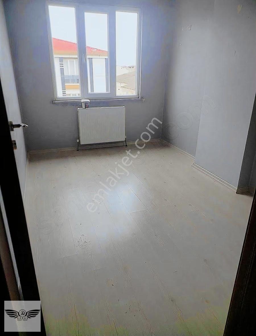 2+1 Ana Cadde Üzerinde Kiralık Daire - Görsel 7