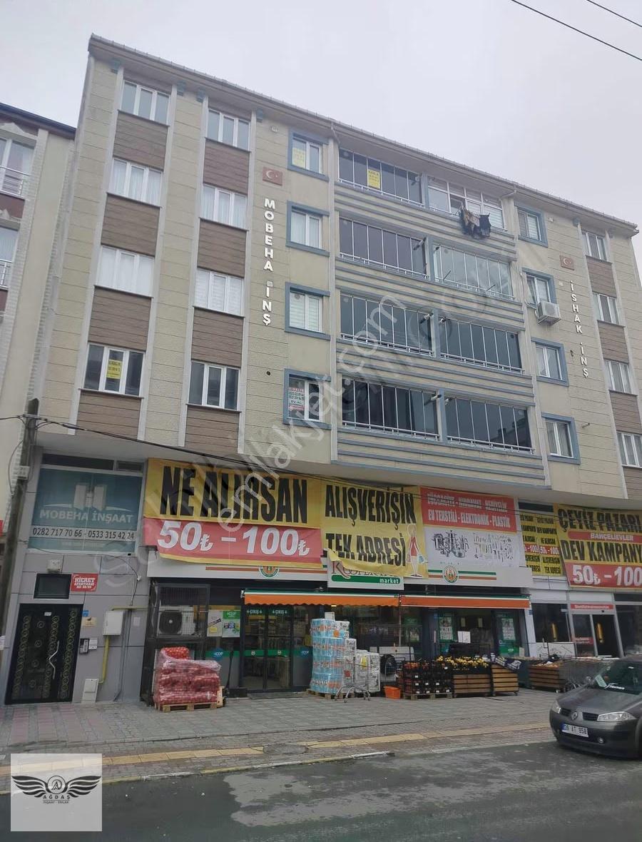 2+1 Ana Cadde Üzerinde Kiralık Daire