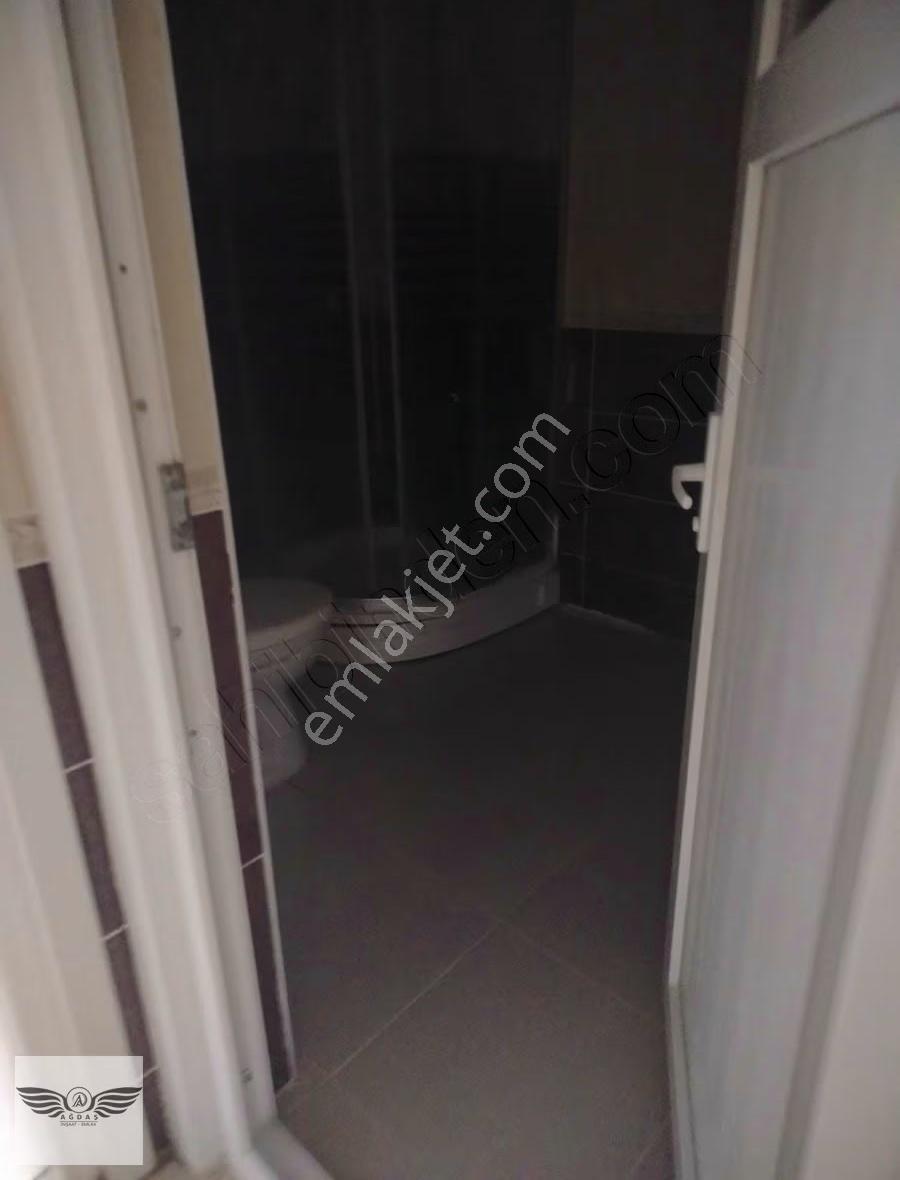 2+1 Ana Cadde Üzerinde Kiralık Daire - Görsel 10