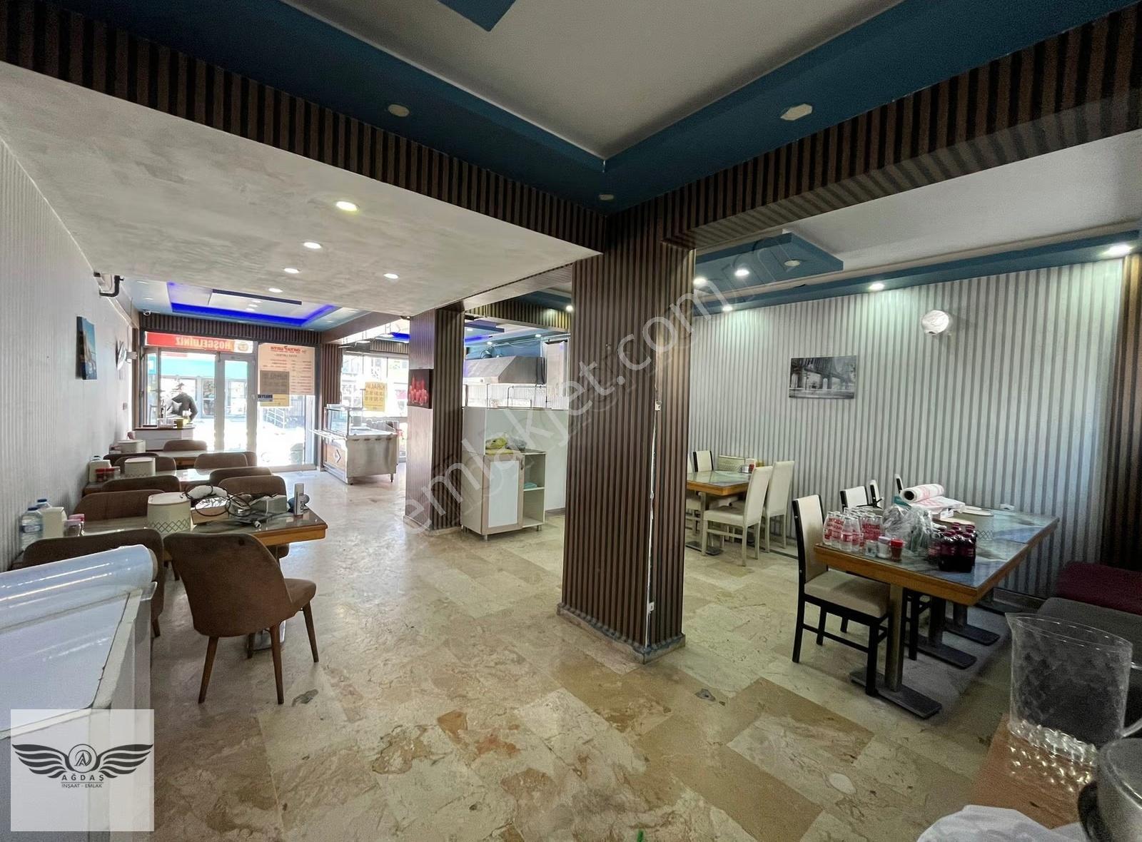 İşlek Ana Cadde Üzerinde 2 Katlı Kiralık Dükkan - Görsel 4