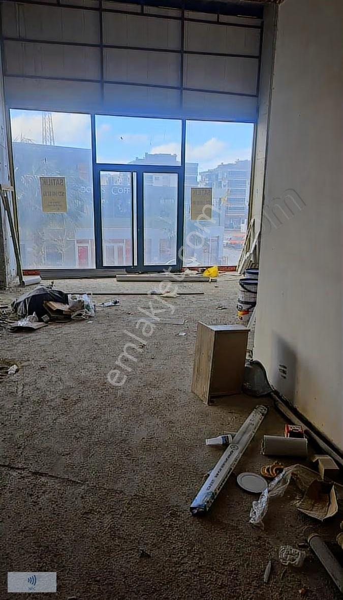 İzpek Statıon 'da Satılık Dükkan - Görsel 3