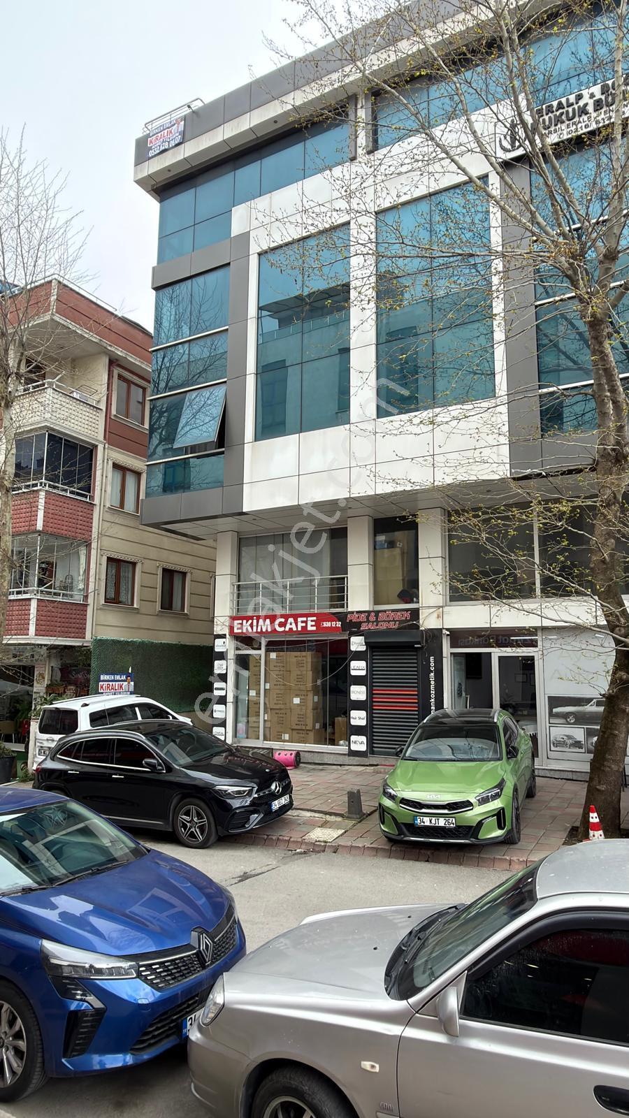 Çekmeköy Madenler Metroya 300 Metre Kdv Avantajlı Ofis - Görsel 3