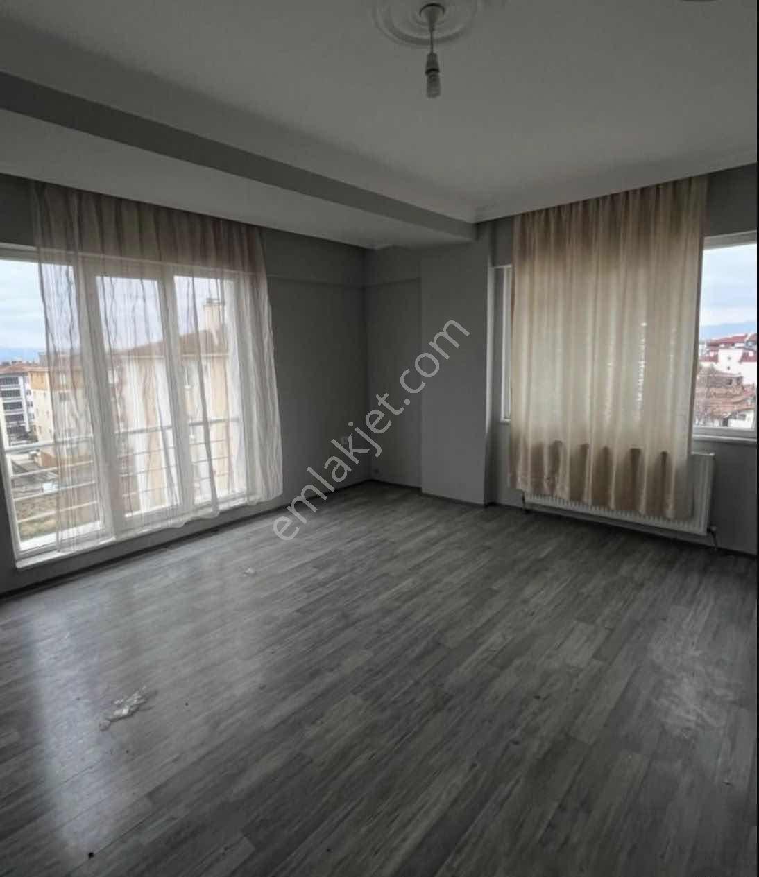 Arzum Gayrimenkul Danışmanlık Bahçeli Evlerde 4+1 Dublex Daire - Görsel 10
