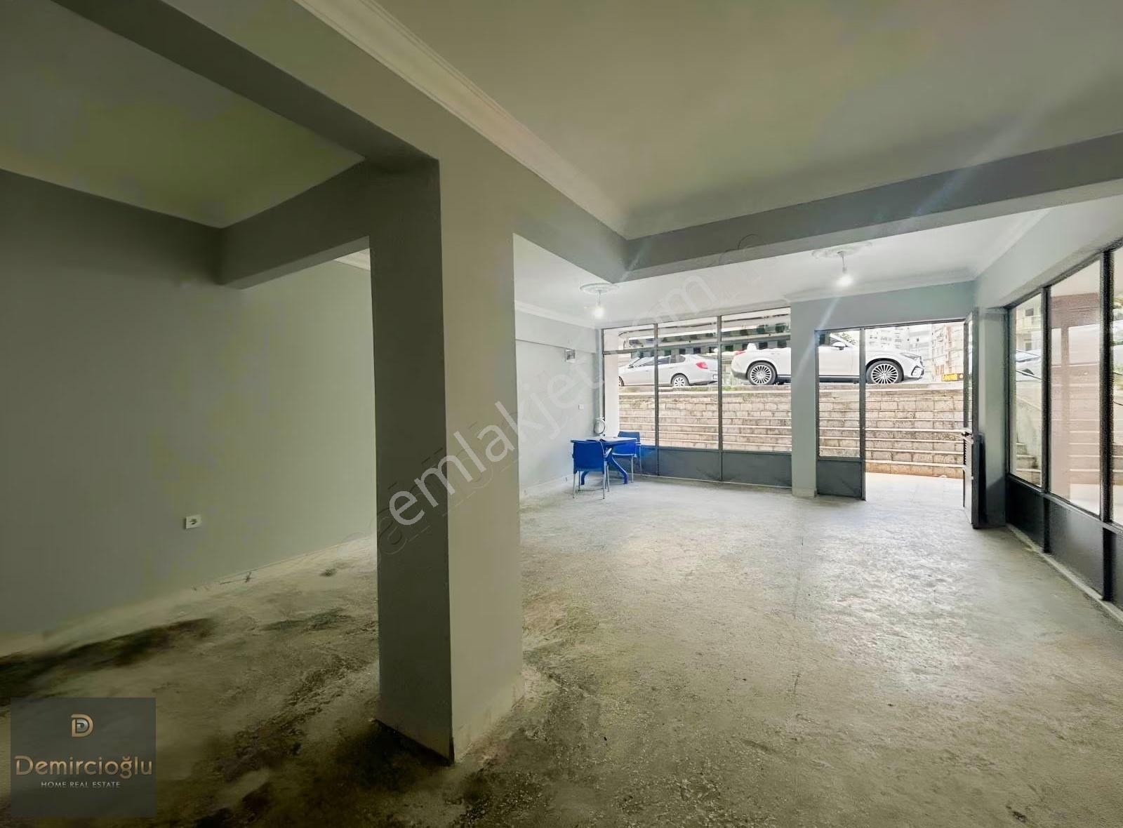 Alanya Merkez Güllerpınarı Mahallesin'de Kiralık 60 M2 İş Yeri - Görsel 8