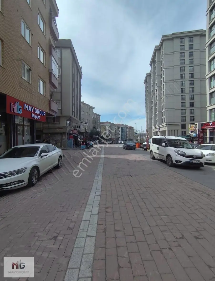 May Group'tan Cadde Üzeri 9 Yıllık Binada 160m2 Bodrumlu Dükkan