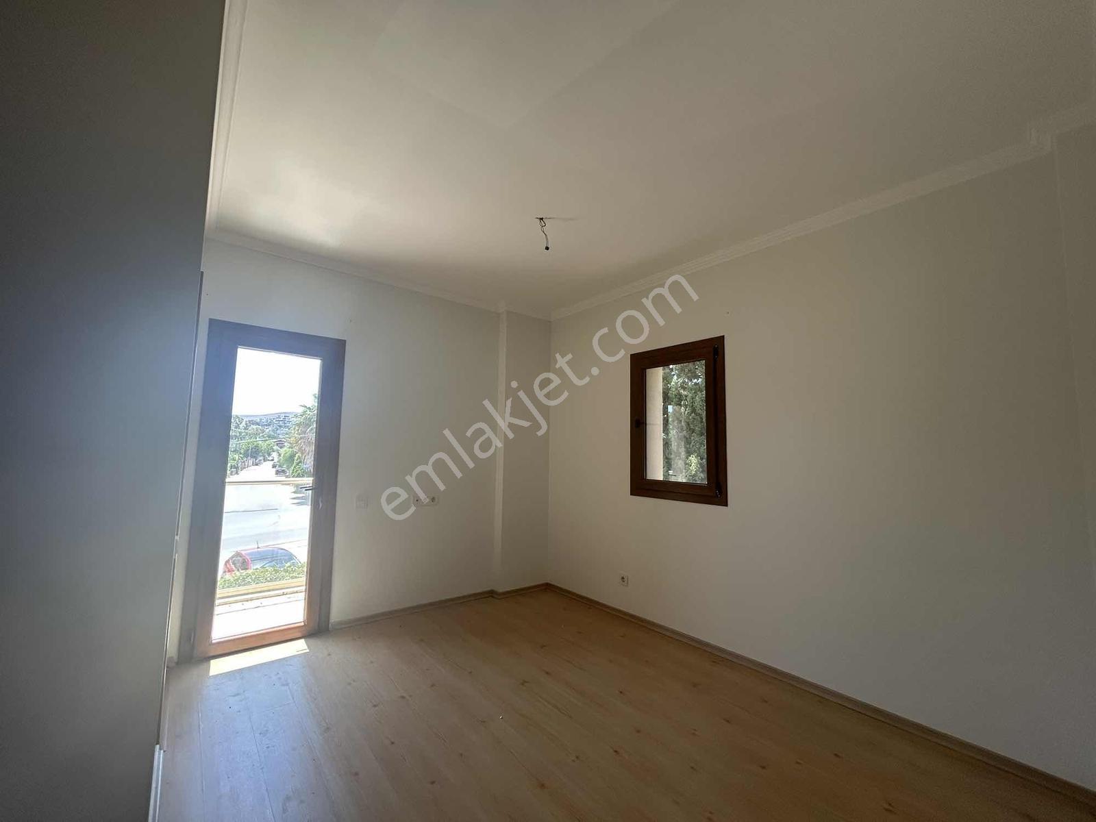 Yahşi Sahiilde Havuzlu Site İçerisinde 3+1 Kiralık Üst Kat Daire - Görsel 10