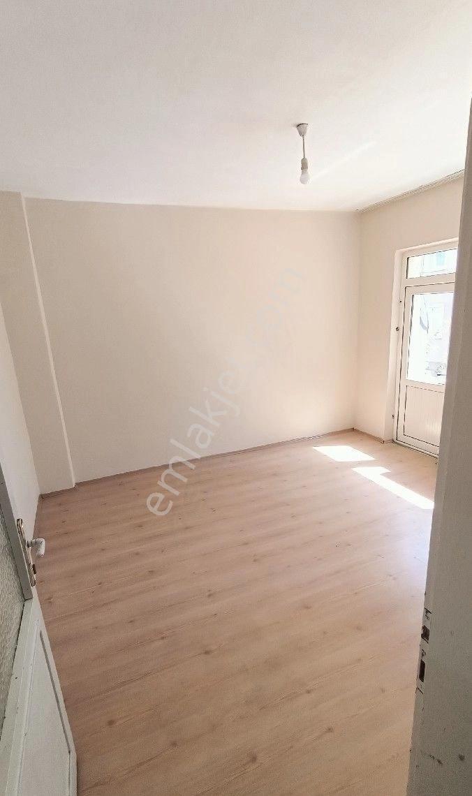 Muratlı Caddesi 3+1 Yüksek Giriş Satılık Daire - Görsel 17