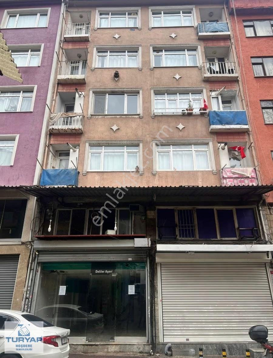 Balat Haliç'te Sahil Yolu Merkezi Konumda Satılık Dükkan - Görsel 4