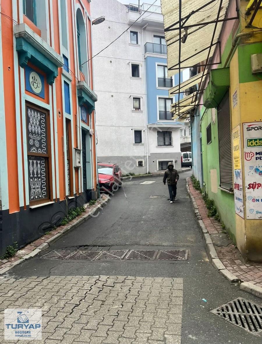 Balat Haliç'te Sahil Yolu Merkezi Konumda Satılık Dükkan - Görsel 5