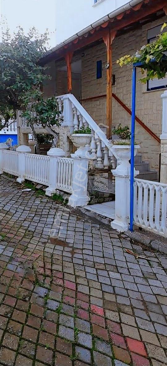 Yenifoça Merkezde Satılık Dubleks - Görsel 3