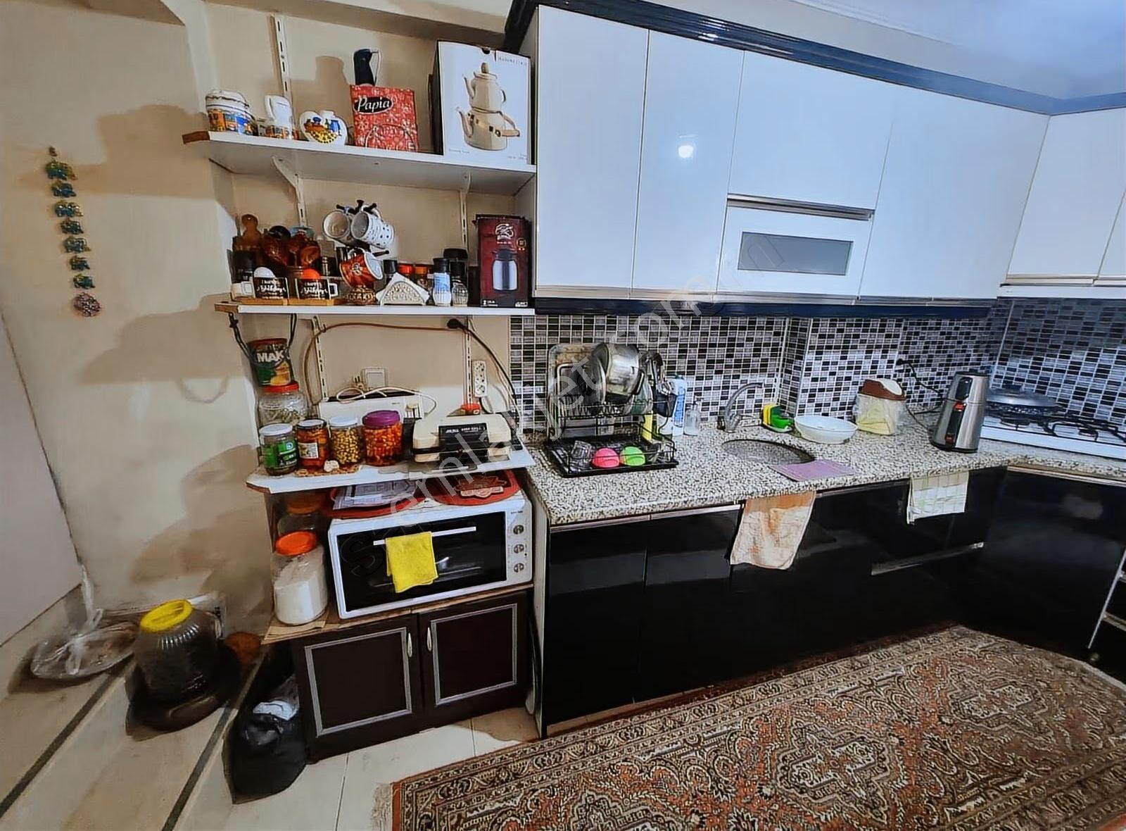Yenifoça Merkezde Satılık Villa - Görsel 18