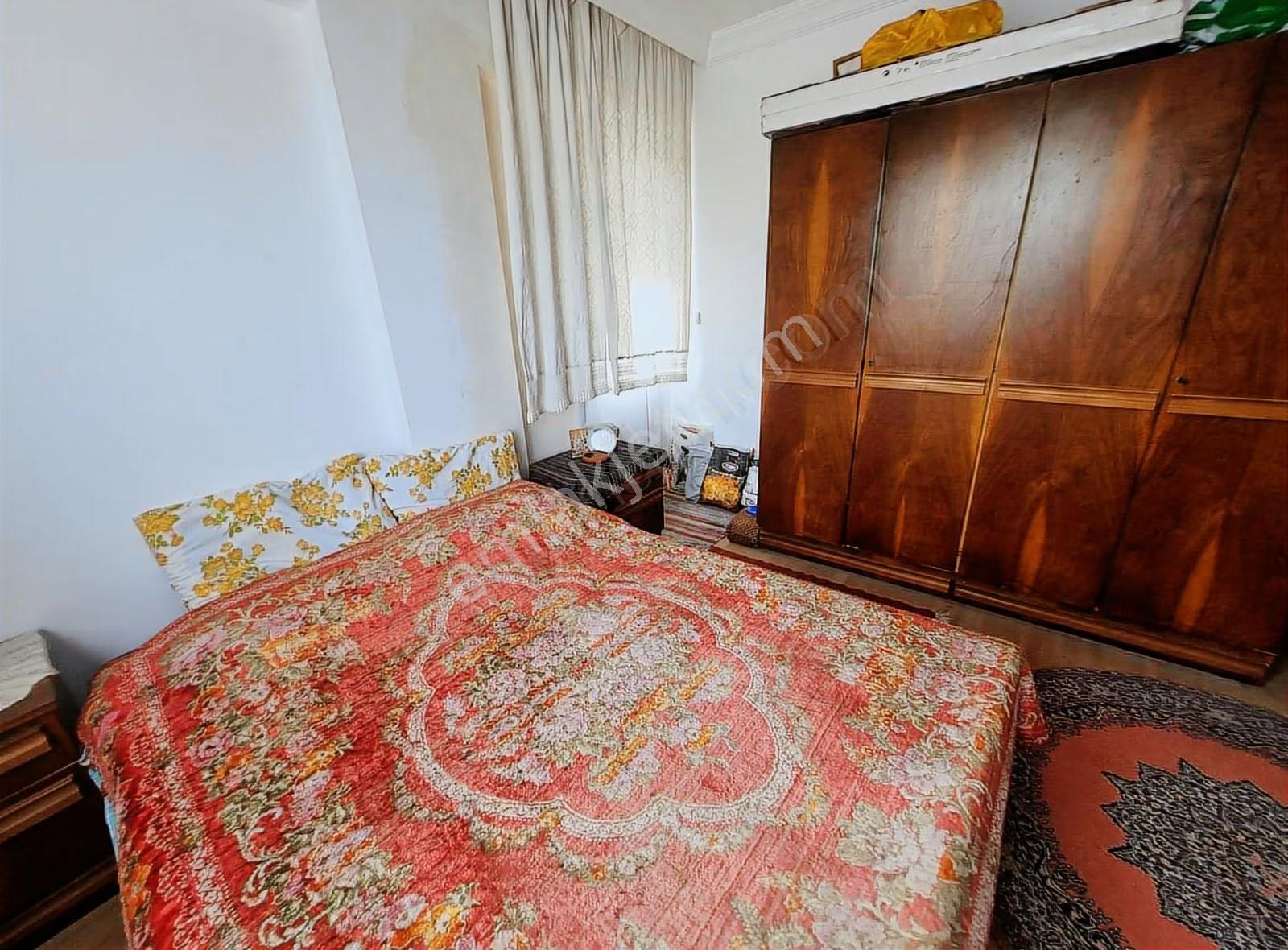 Yenifoça Merkezde Satılık Villa - Görsel 14