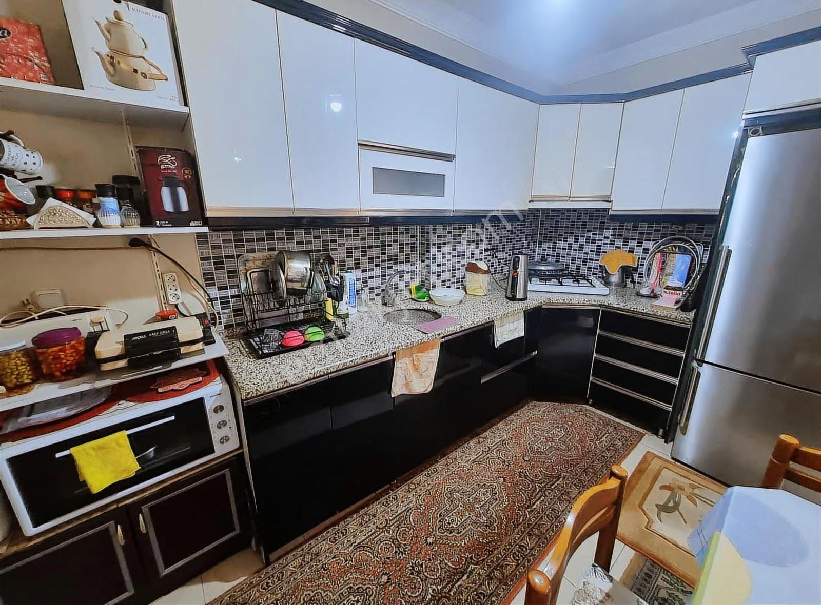 Yenifoça Merkezde Satılık Villa - Görsel 26