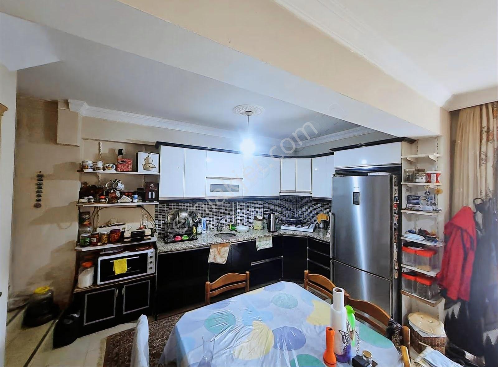 Yenifoça Merkezde Satılık Villa - Görsel 27