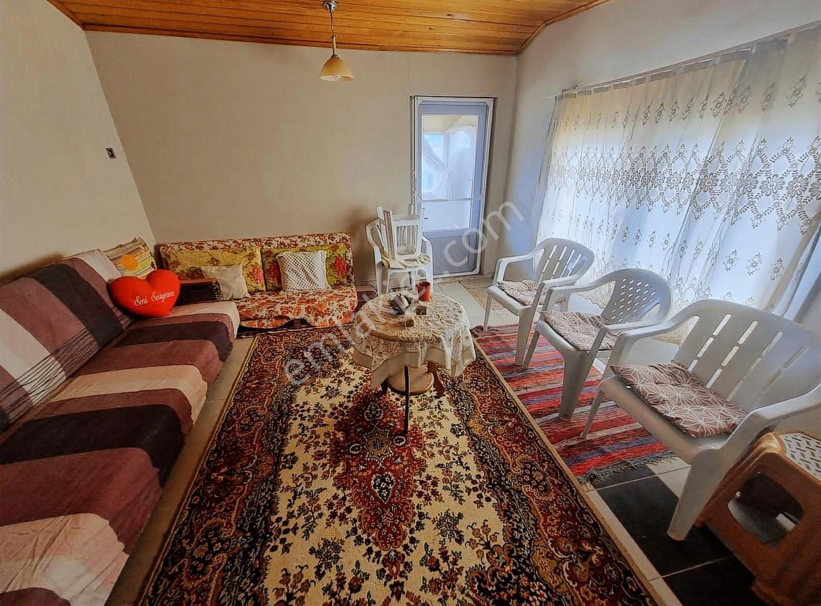 Yenifoça Merkezde Satılık Villa - Görsel 31