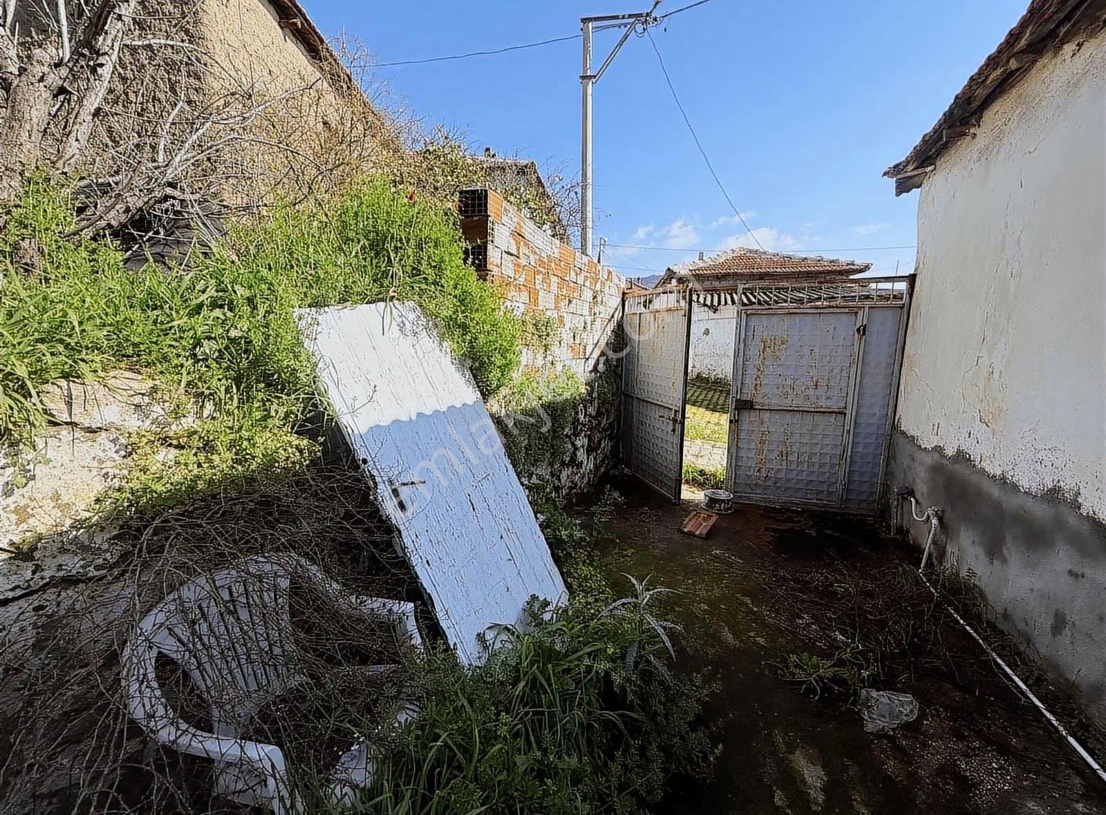 Helvacı'da 3 Kat İmarlı Satılık Arsa - Görsel 4