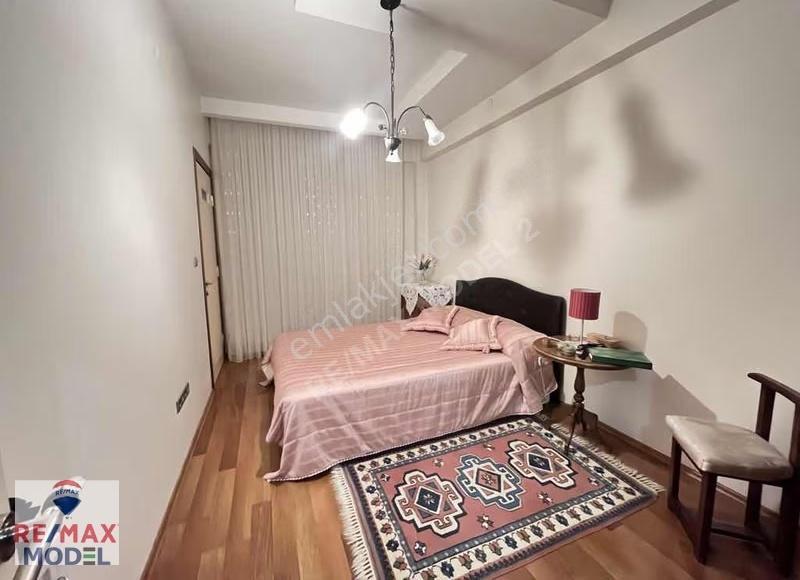 Remax Model Servergazi Uğur Sitesinde 3.5+1 225m² Satılık Daire - Görsel 11