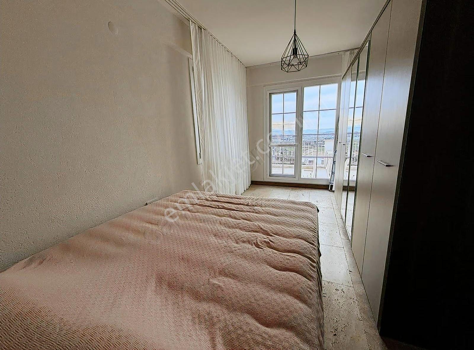 Foça | Hayat Sitesinde Takasa Açık,eşyalı , Manzaralı Lüks Villa - Görsel 16
