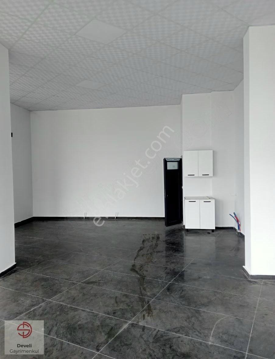 Mükemmel Konumda Kiralık Dükkan - Görsel 8