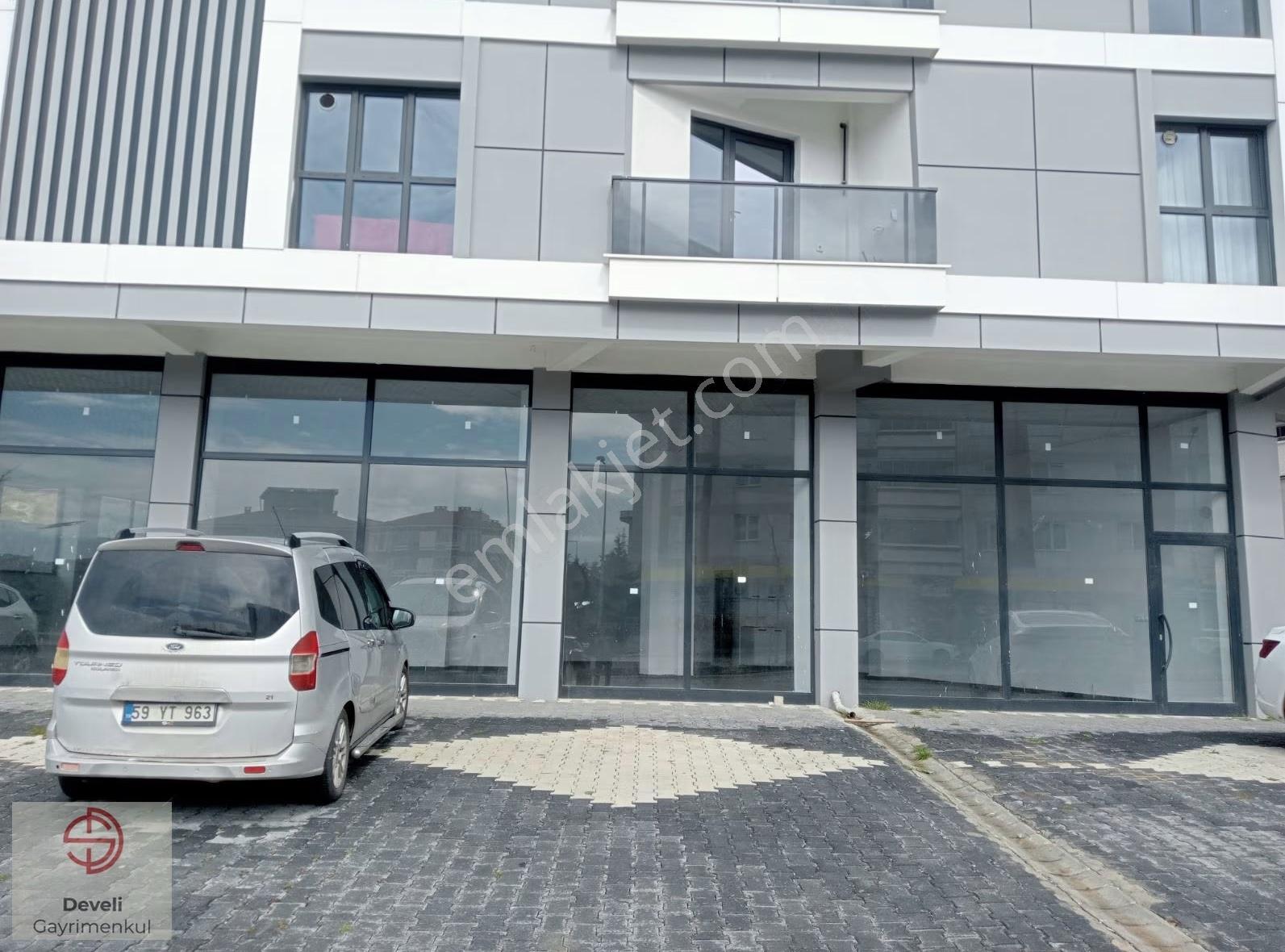 Mükemmel Konumda Kiralık Dükkan - Görsel 4