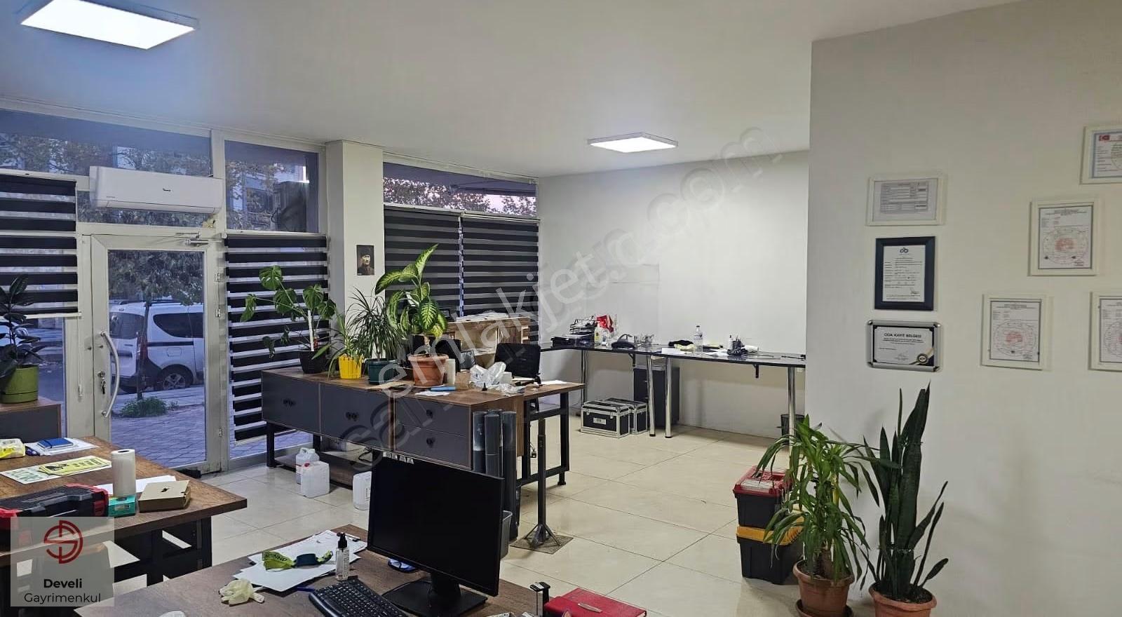 Çobançeşme Mahallesi'nde Muhteşem Konumda Satılık Dükkan - Görsel 9