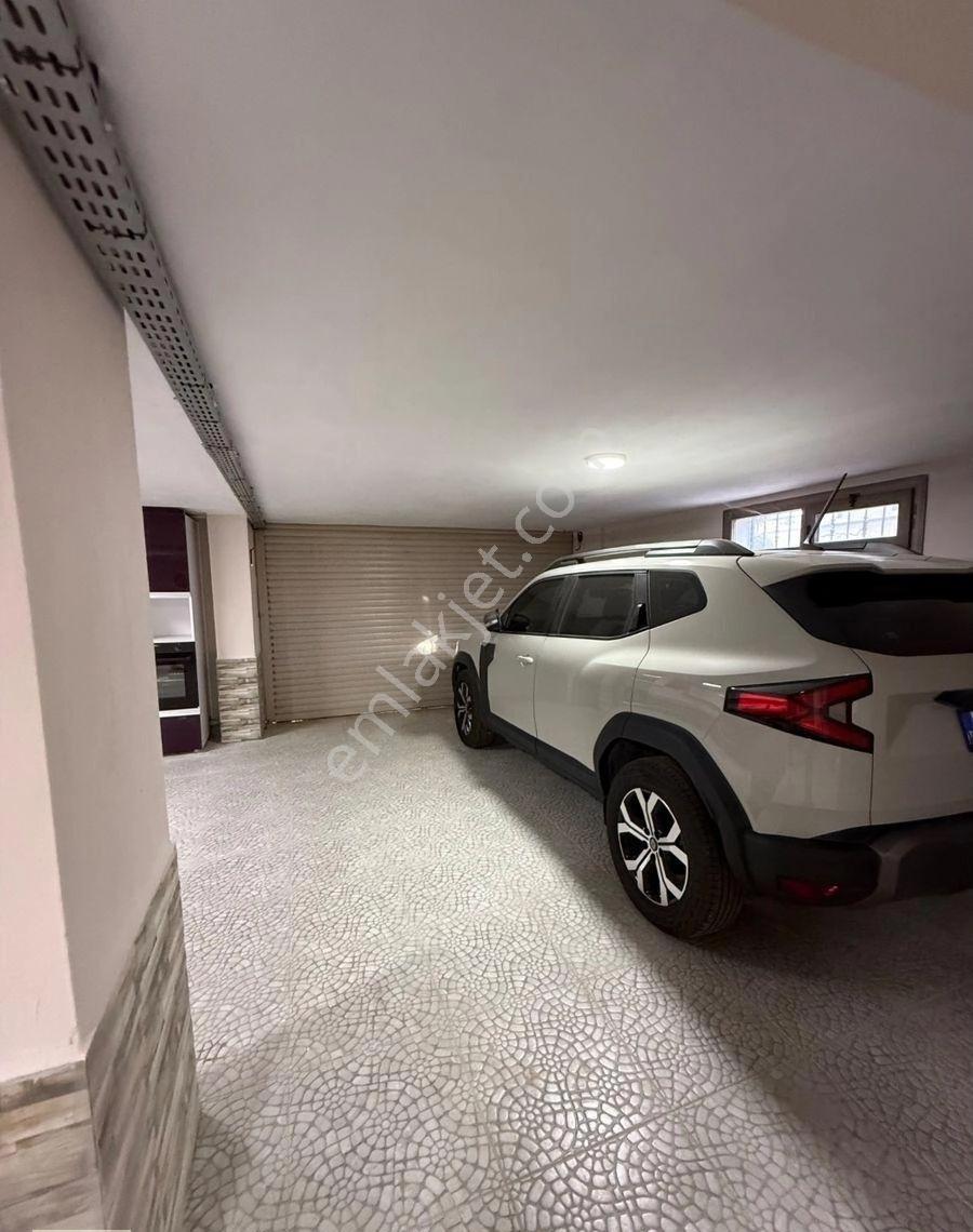 Foça Yolunda Takasa Açık Lüx Villa Asansörlü Otoparklı - Görsel 2