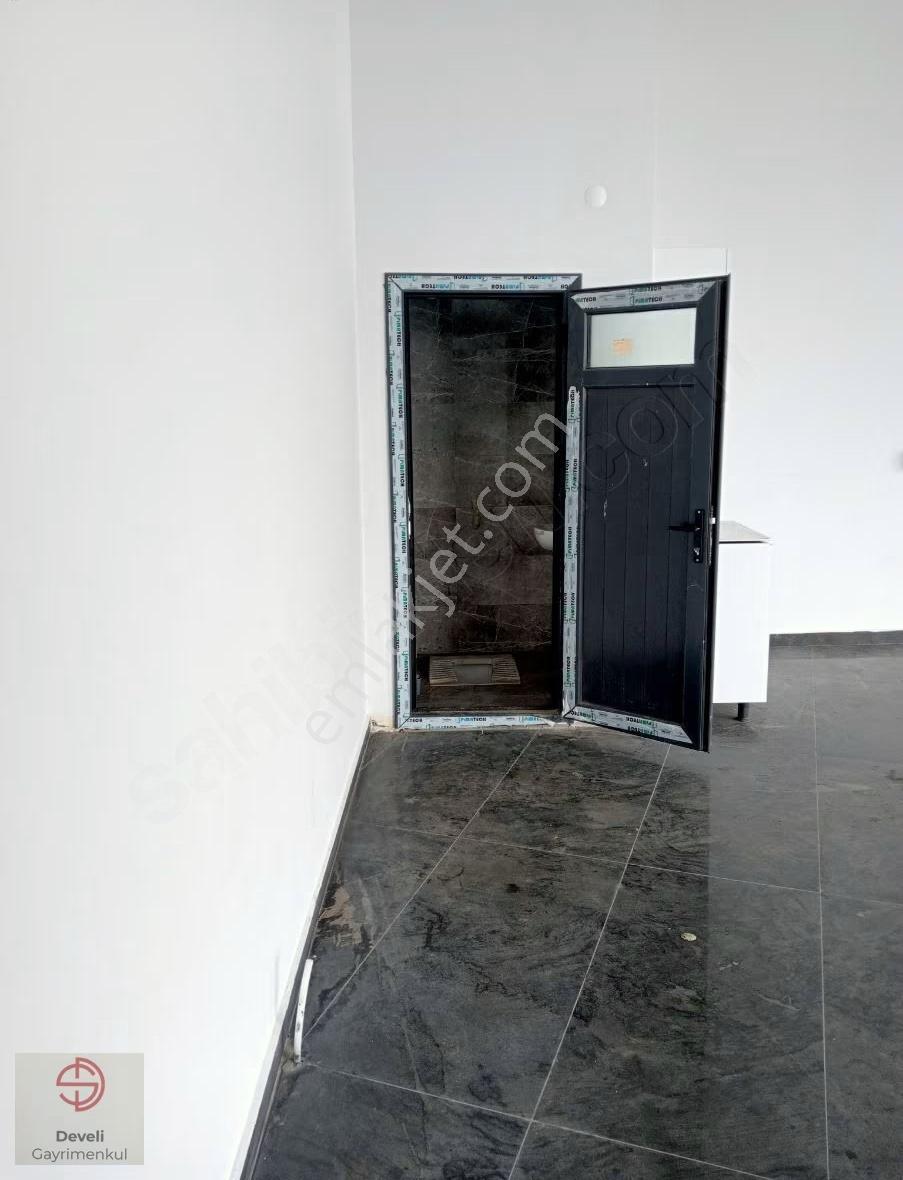 Mükemmel Konumda Satılık Dükkan - Görsel 4