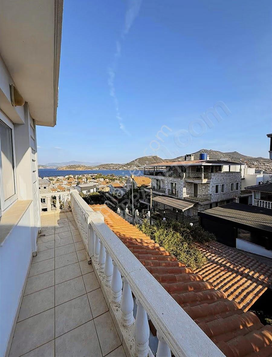 Burunucun'da Eşsiz Konumda Deniz Manzaralı Satılık Villa - Görsel 31