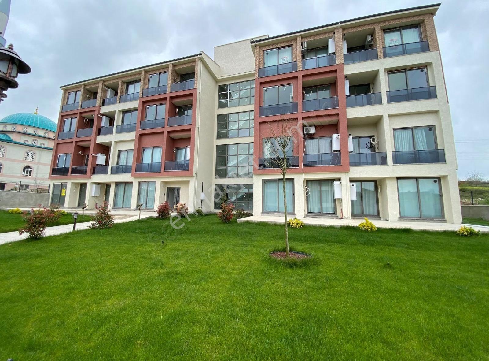 Yalova Merkez Safran Yolunda Sıfır Lüks Site İçi 1+1 Daire - Görsel 24