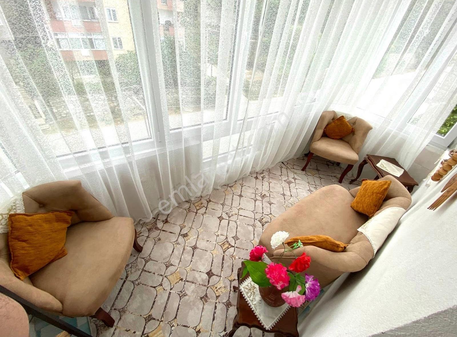Yalova Çınarcık Harmanlarda Deniz Gören Kombili Arakat 2+1 Daire - Görsel 9