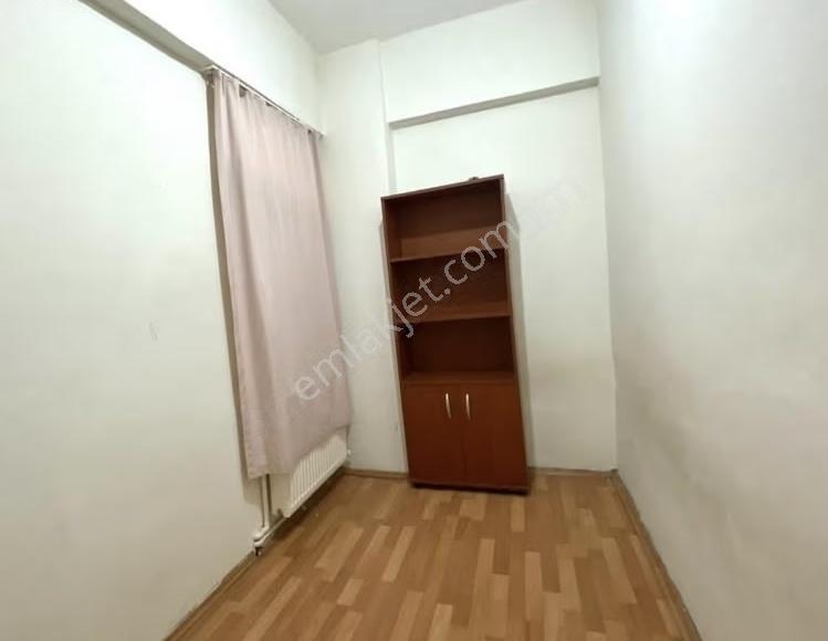 Yalova Çınarcık Taşlimanda Satılık Eşyalı Kombili 2+1 Daire - Görsel 8