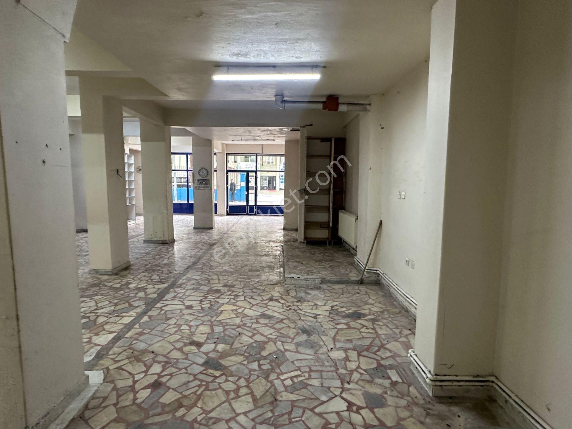 Bağcılar Güneşli'de Okul Karşısı Kiralık Dükkan 145m² - Görsel 22