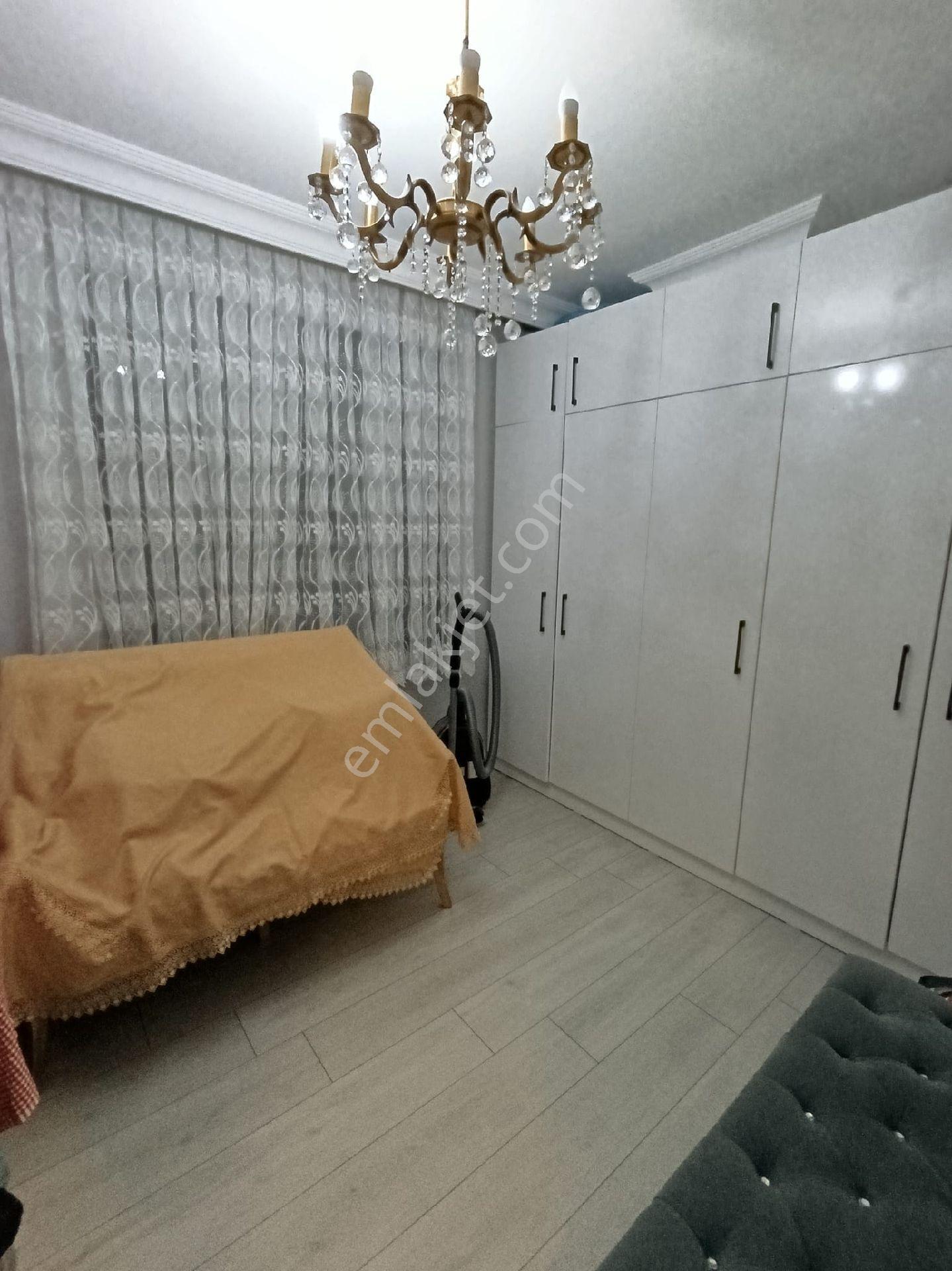 Küçükçekmece Yenimahalle Satılık Büyük Ön Cephe 6+2 Dubleks Daire - Görsel 4