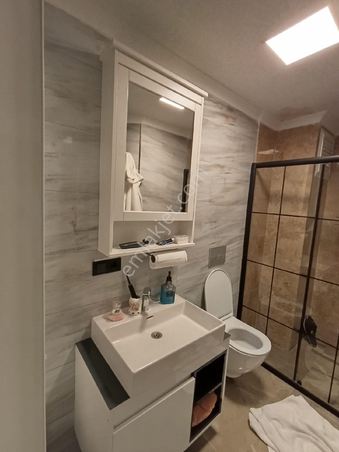 Küçükçekmece Yenimahalle Satılık Büyük Ön Cephe 6+2 Dubleks Daire - Görsel 23