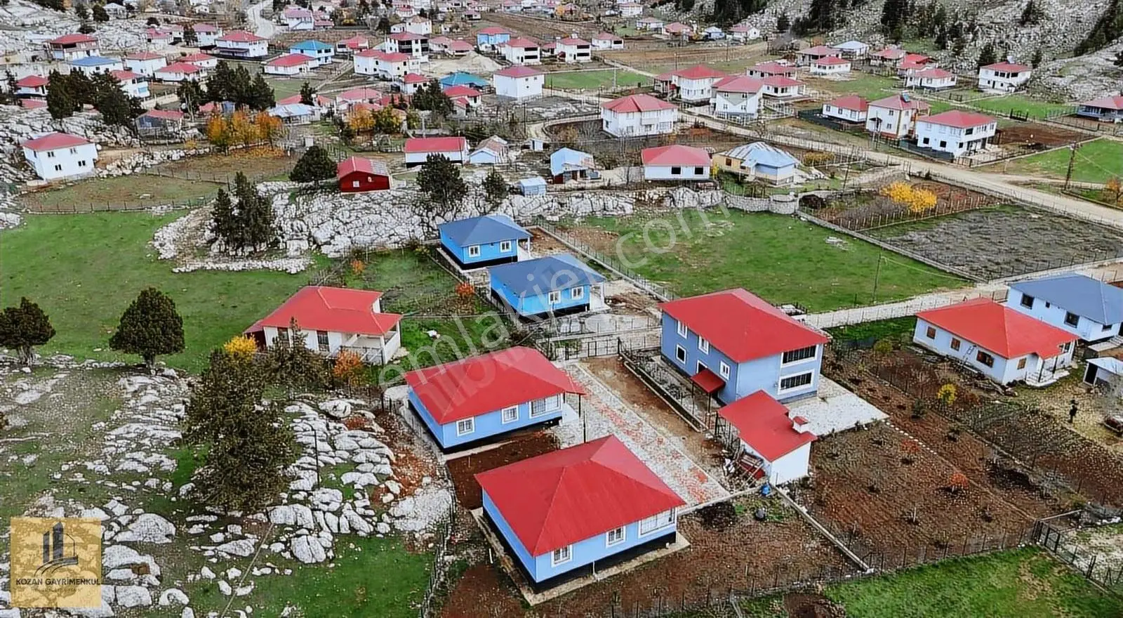 Kozan Gayrimenkulden Göllerde 420 Mt2 İçinde Sıfır Daire