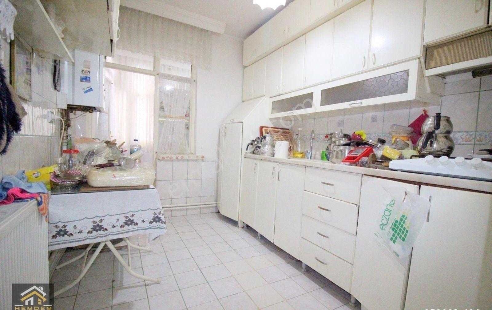 Hemdem Gayrimenkul'den Kazımkarabekir'de Çarşı İçi Merkezi Lokasyonda 3+1 Satılık Daire - Görsel 28