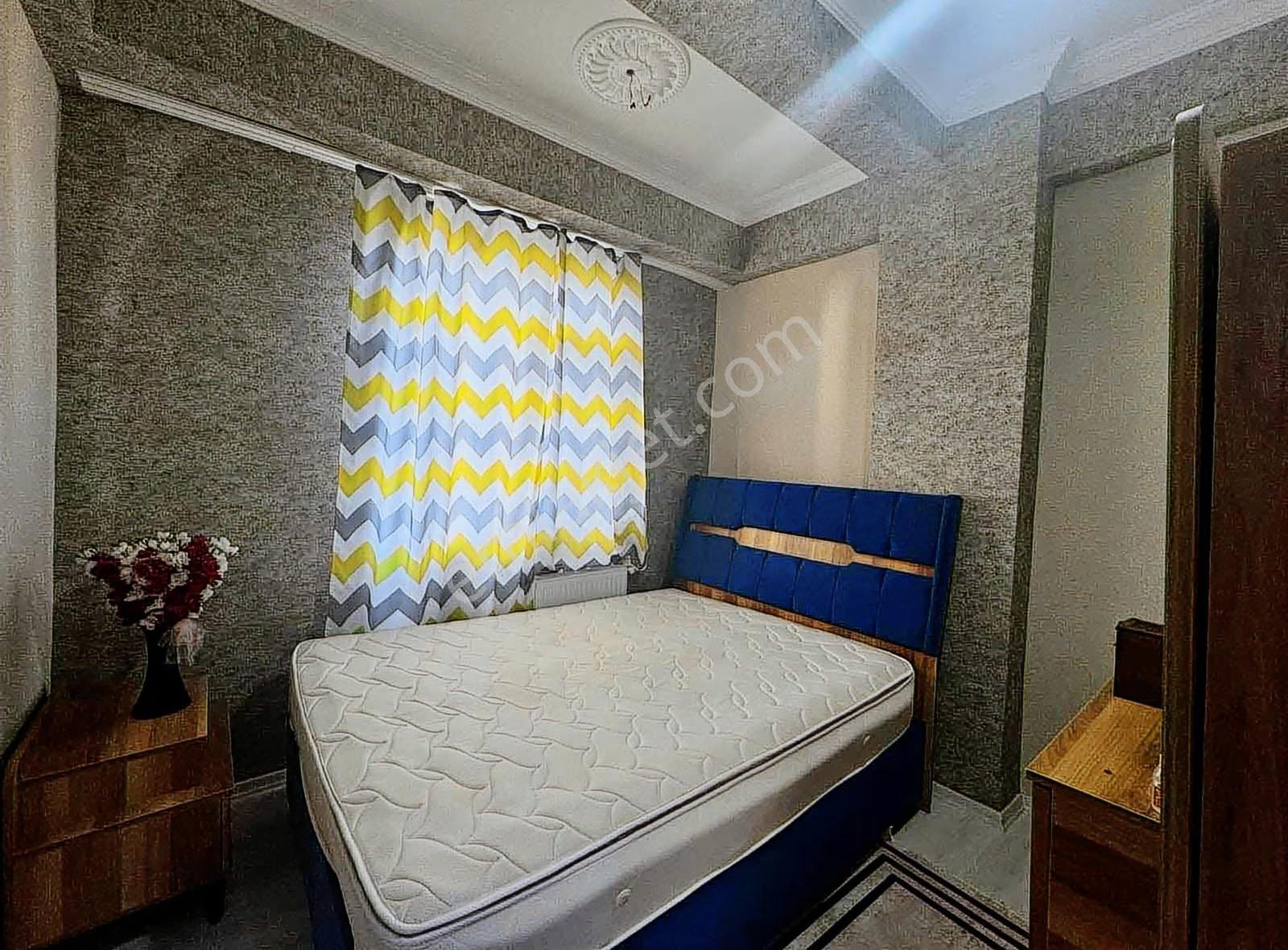 Full Eşyalı Kiracılı Süper Teraslı 2+1 Ara Kat Daire - Görsel 4