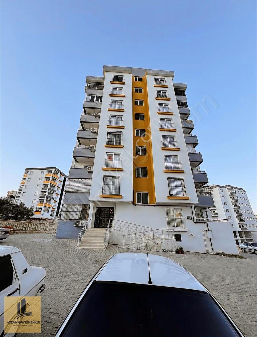 Kombili Doğalgazlı Satılık Çevreyoluna Yakın 4+0 Daire