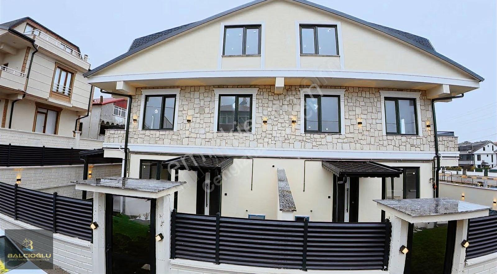 Balcıoğlundan Yalıda Uygun Fiyatlı Lüx Fırsat 4+1 Triplex Villa - Görsel 12